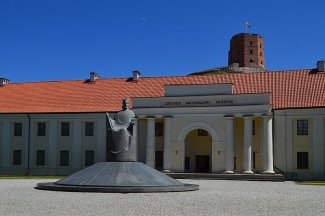 Pomnik Mendoga Pomnik Mendoga
